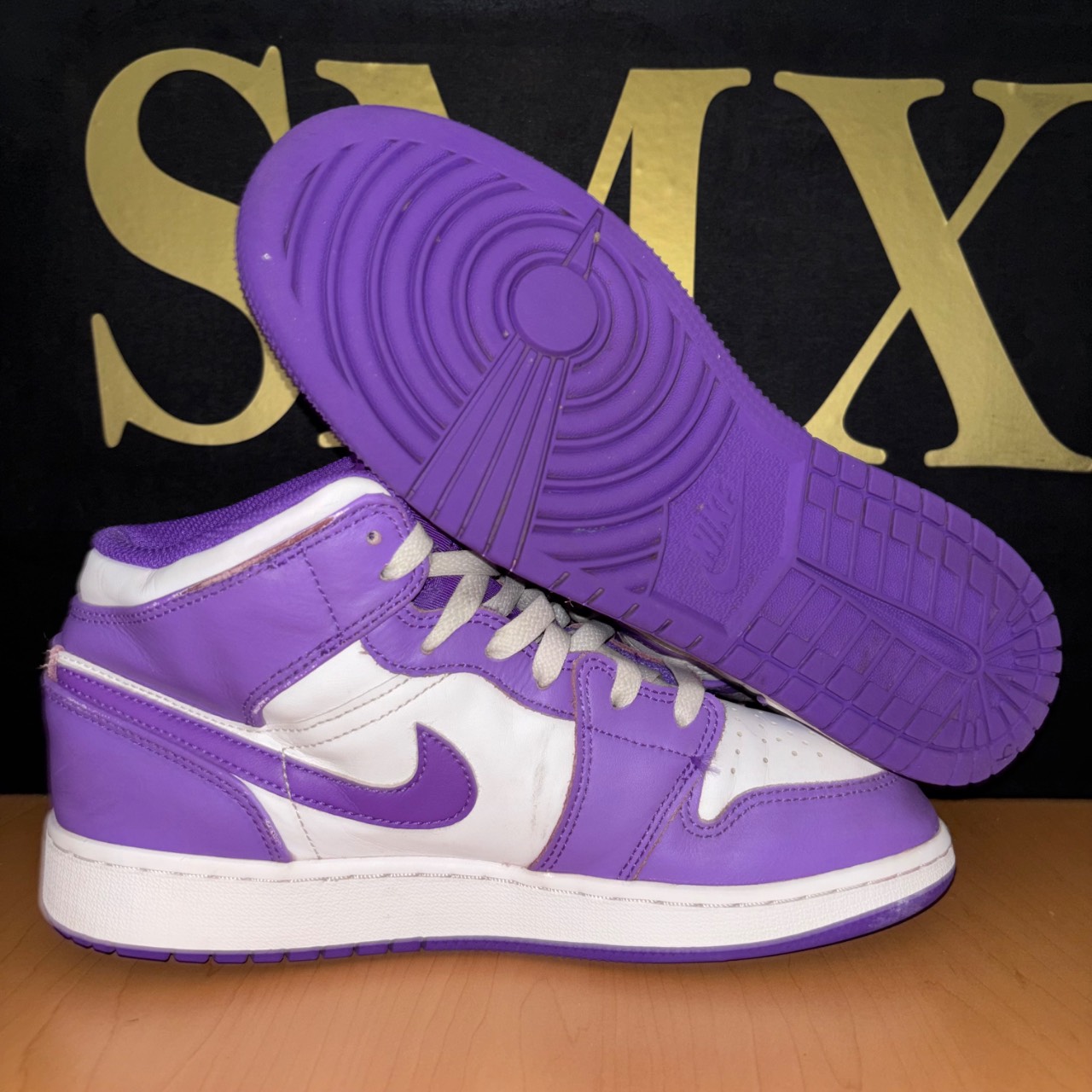 Air Jordan 1 Mid · Foto 2