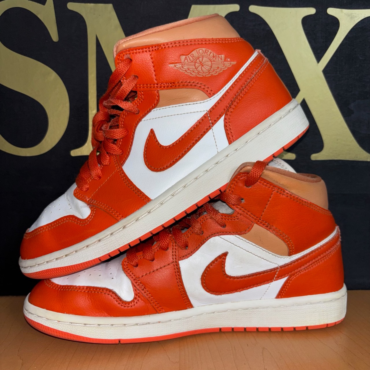 Air Jordan 1 Mid · Foto 3