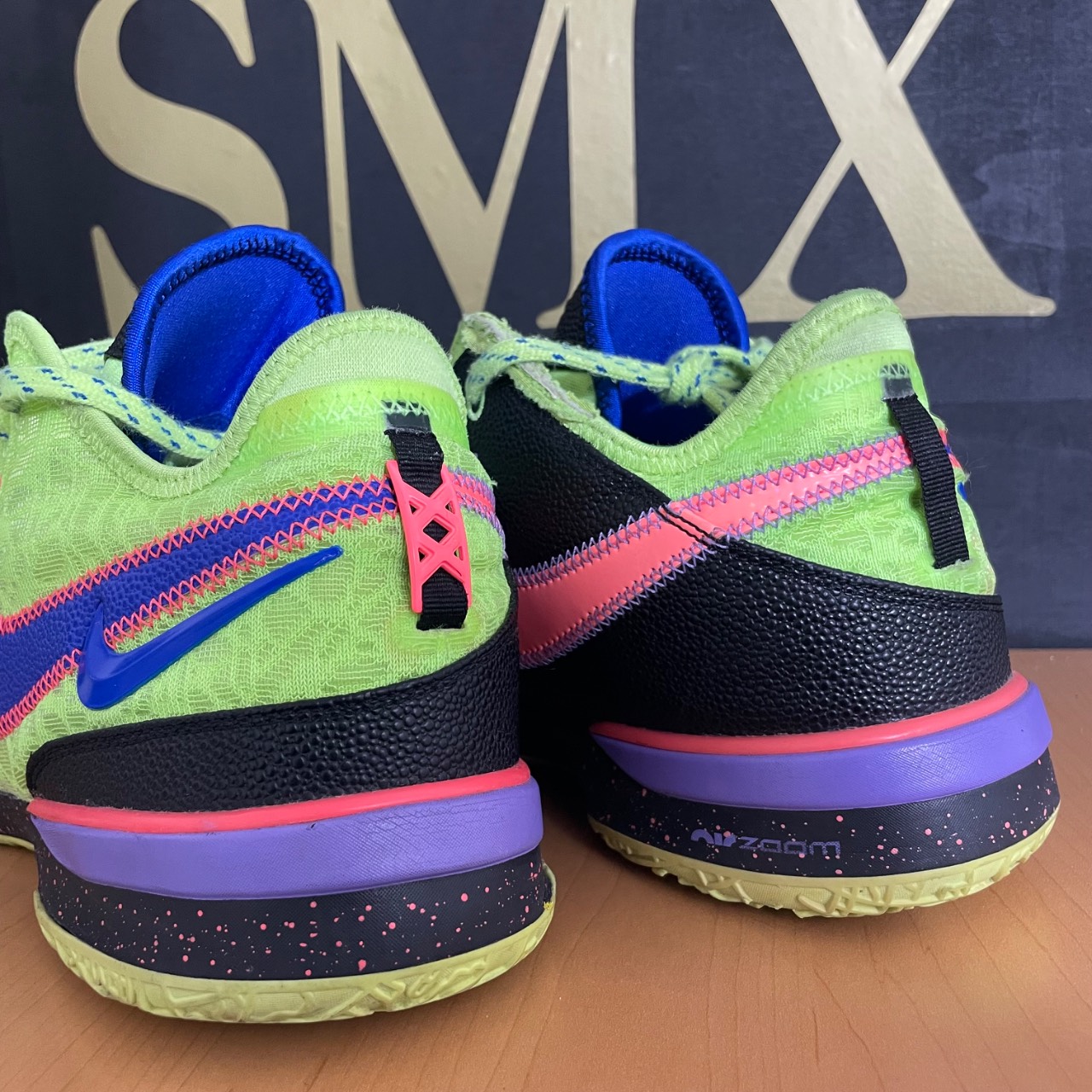 Nike LeBron 20 'Barely Green' · Foto 5