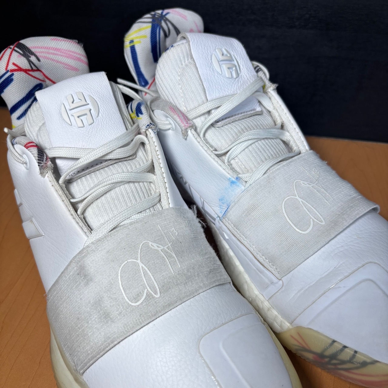 Adidas Harden Vol. 3 Blanco Multicolor · Foto 4