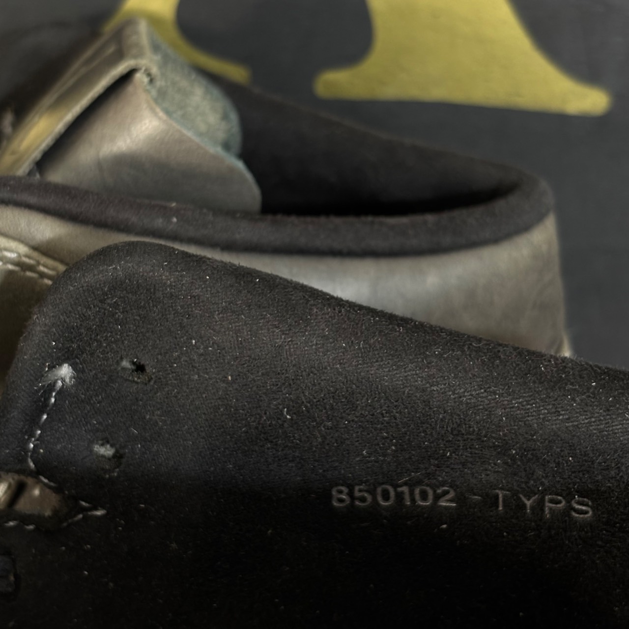 Air Jordan 1 Mid Gris oscuro · Foto 6