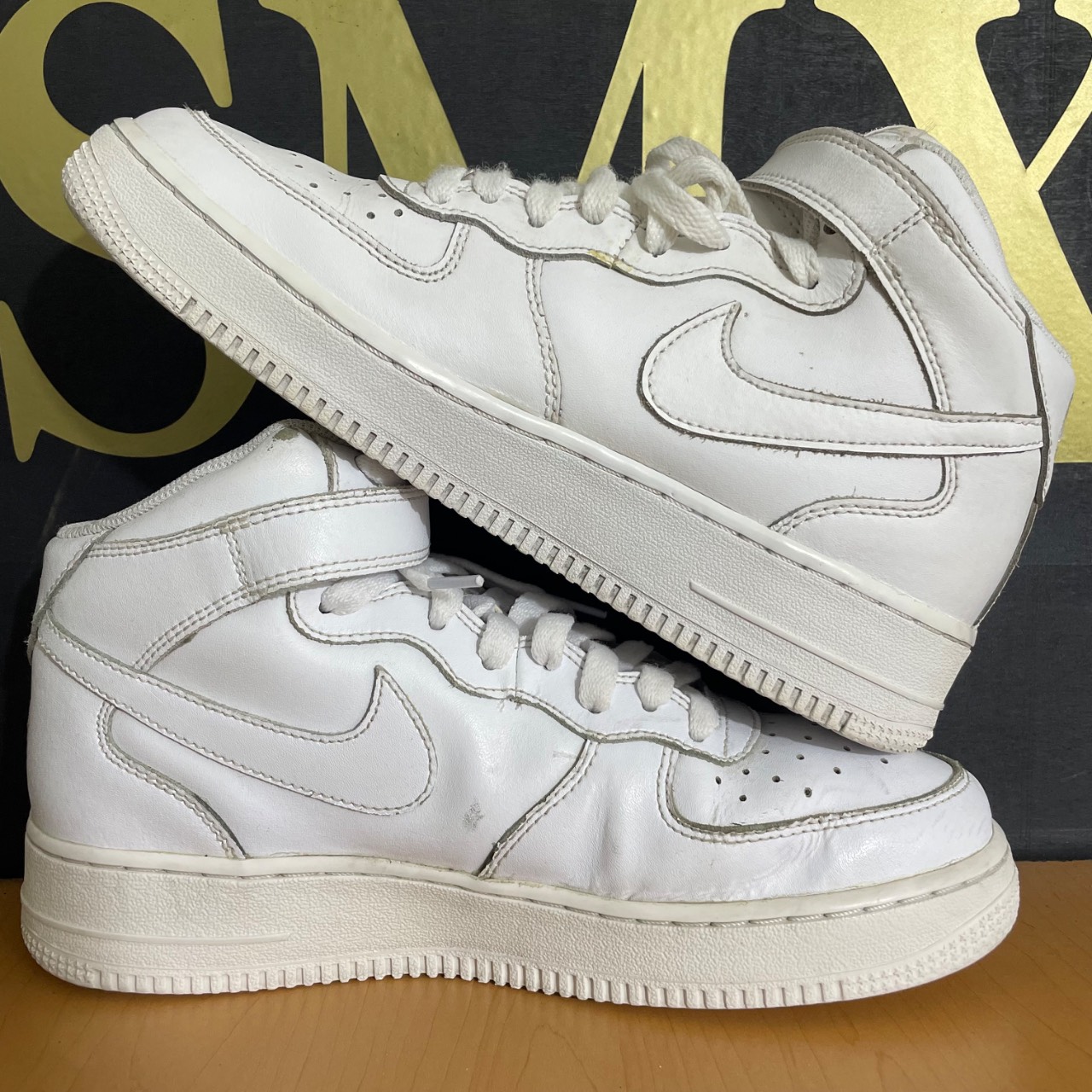 Nike Air Force 1 Mid · Foto 3