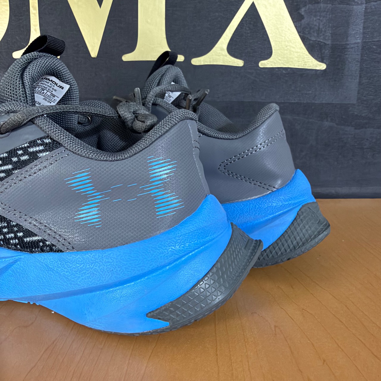 Under Armour Scramjet gris, negro y azul · Foto 5