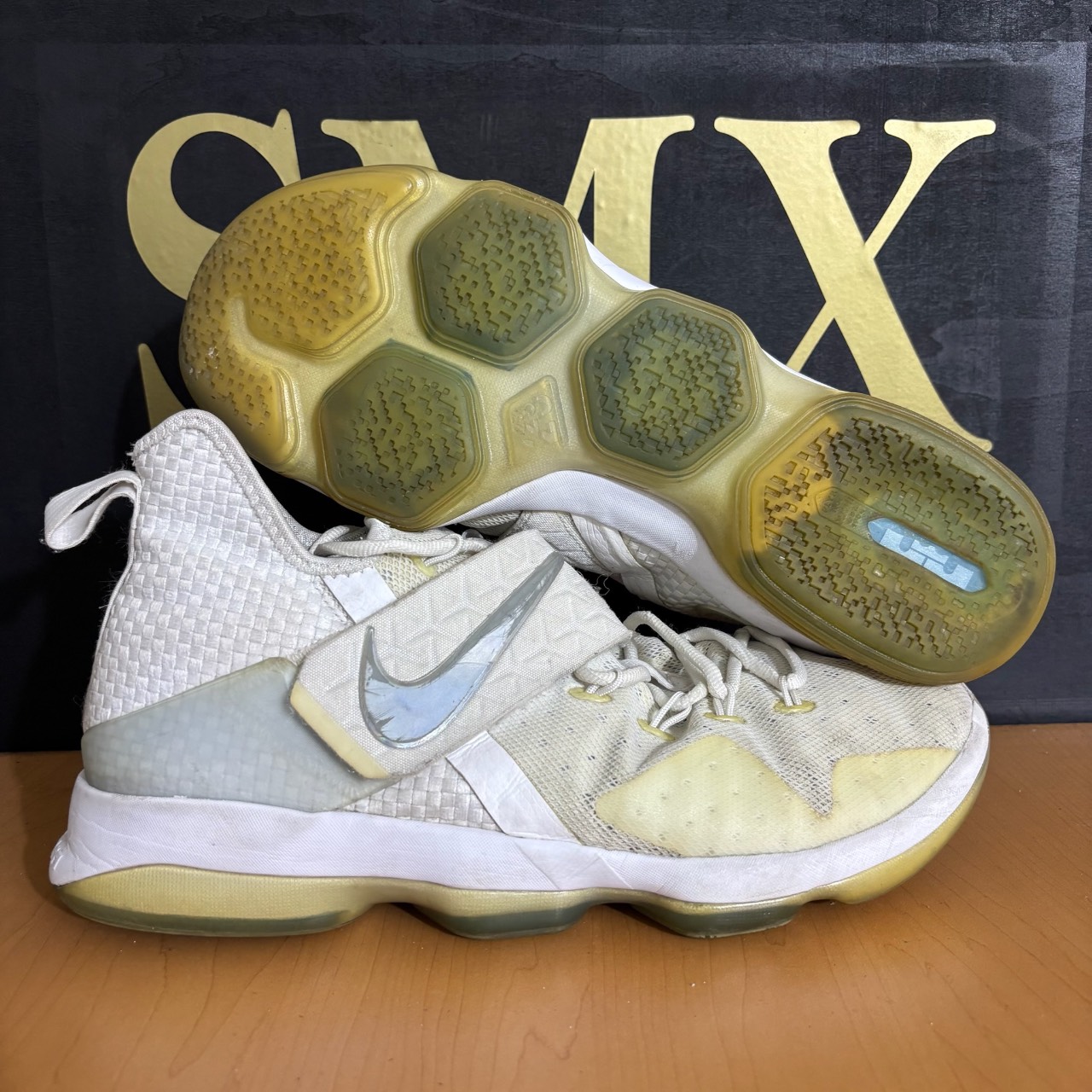 Nike LeBron 14 · Foto 1