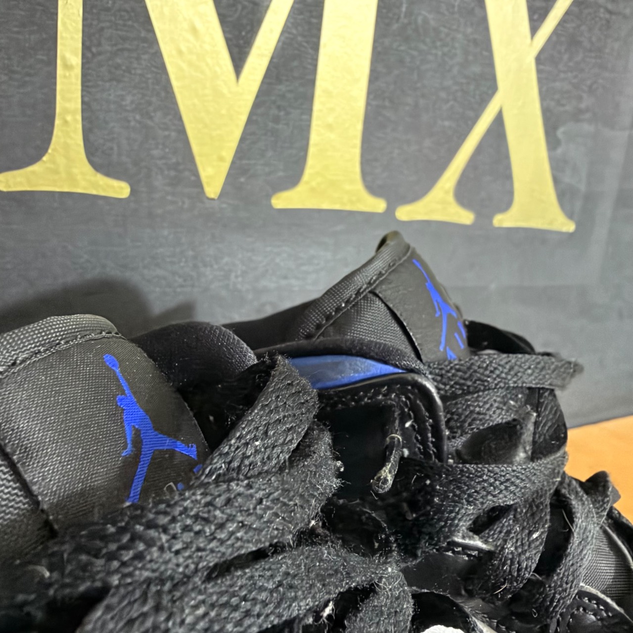 Air Jordan 1 Mid GS · Foto 4