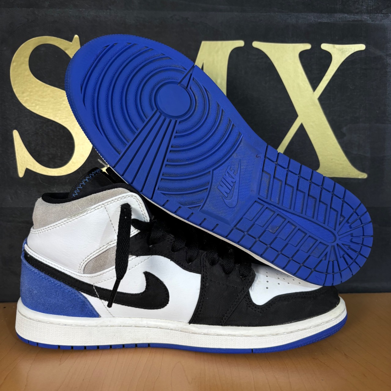 Air Jordan 1 Mid Royal Toe · Foto 2