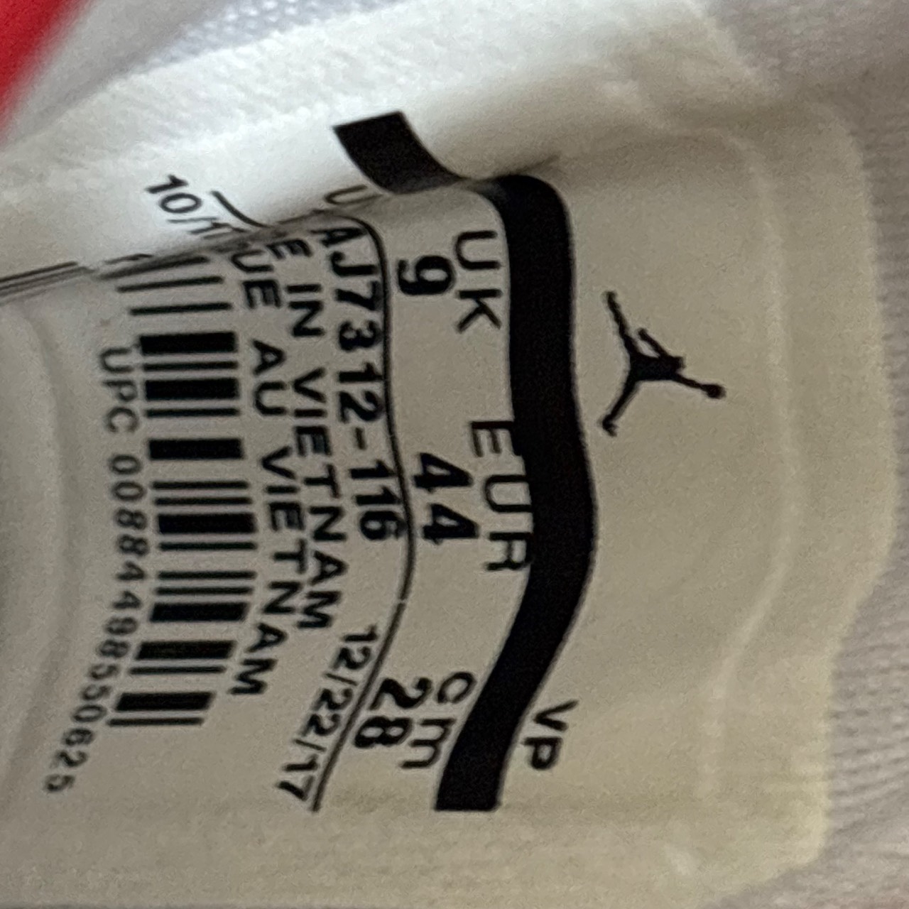 Air Jordan Blanco con detalles grises y rojos · Foto 5