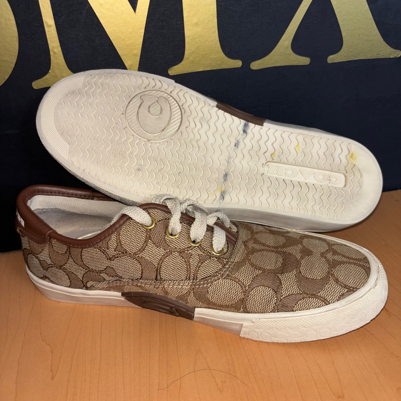 Coach C2705 beige con detalles marrón · Foto 2