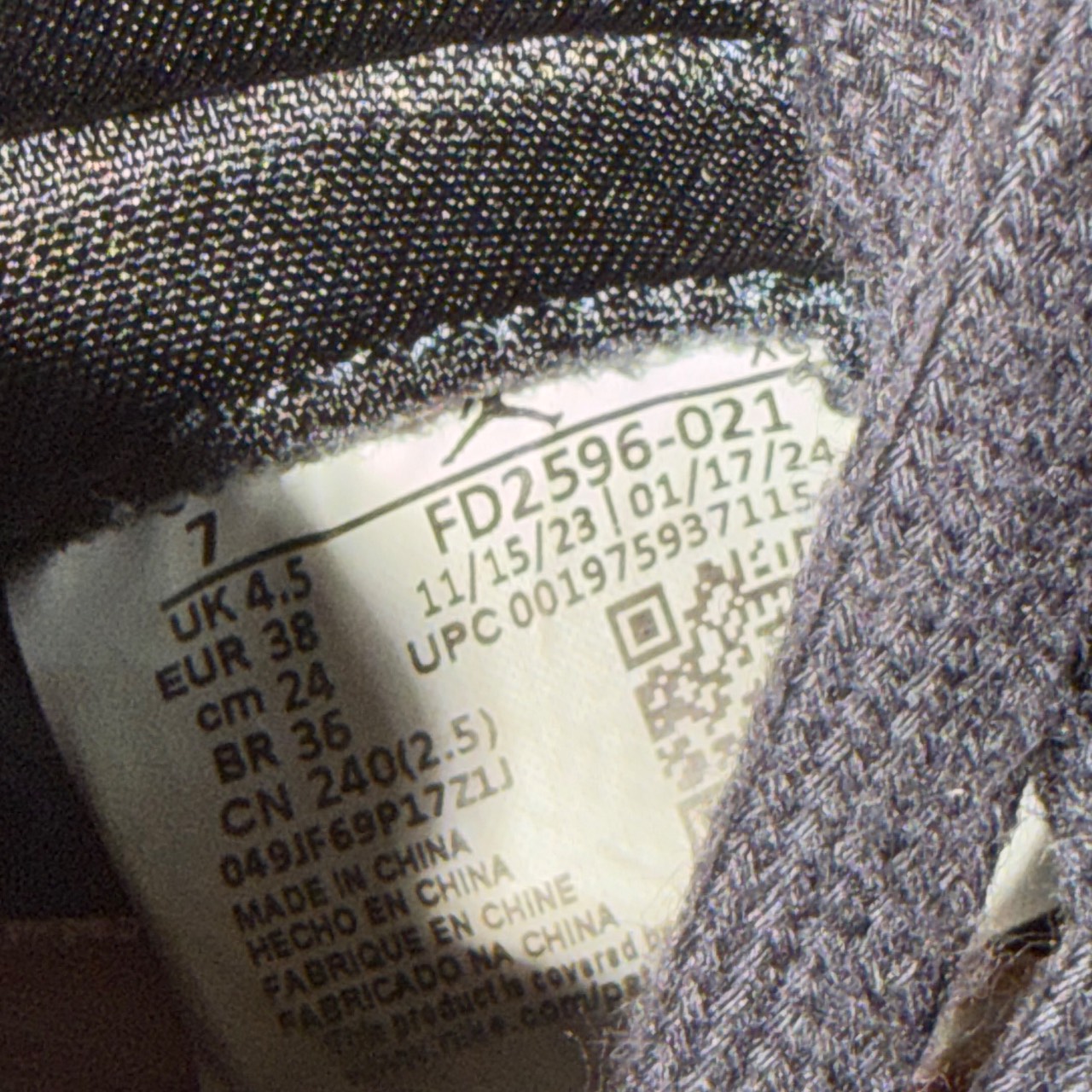 Air Jordan 1 High OG 'Latte' · Foto 5