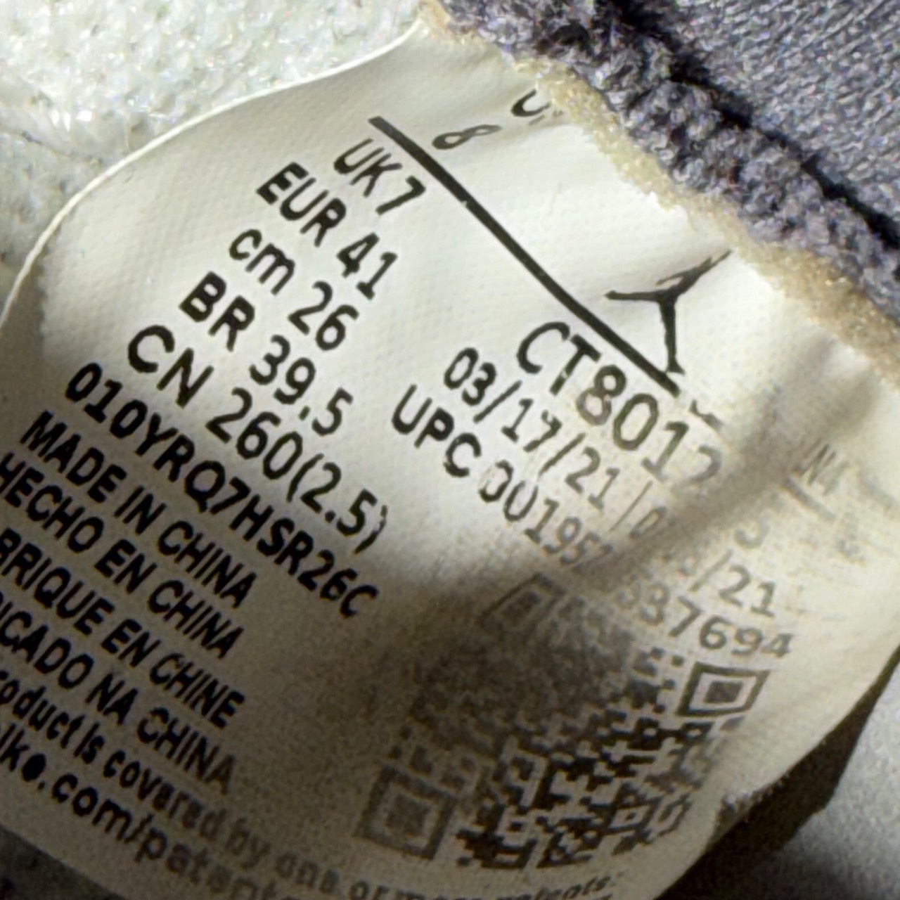 Air Jordan 11 Retro 'Cool Grey' 2021 · Foto 6
