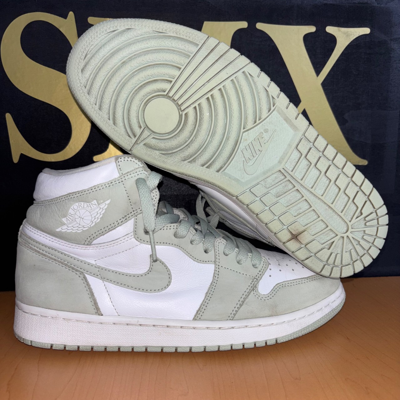 Air Jordan 1 Retro High OG Seafoam/Healing Orange/White · Foto 1