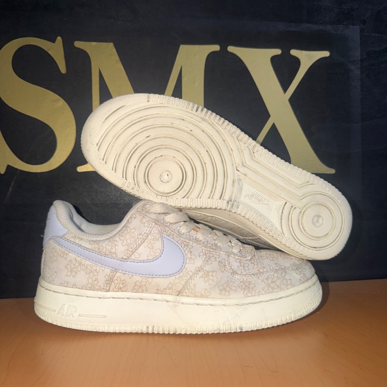 Nike Air Force 1 Low '07 Floral Embroidery · Foto 1
