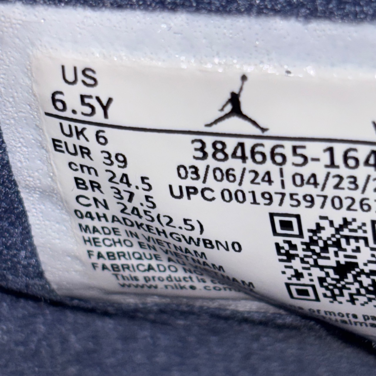 Air Jordan 6 Retro GS 'Midnight Navy' · Foto 6