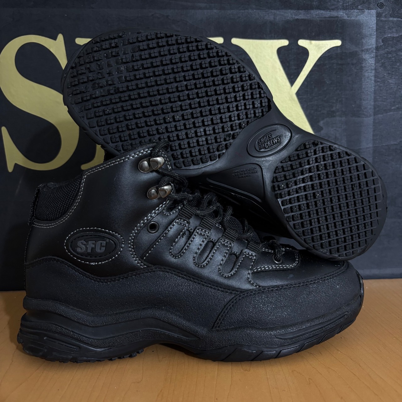 Bota Crews · Foto 1