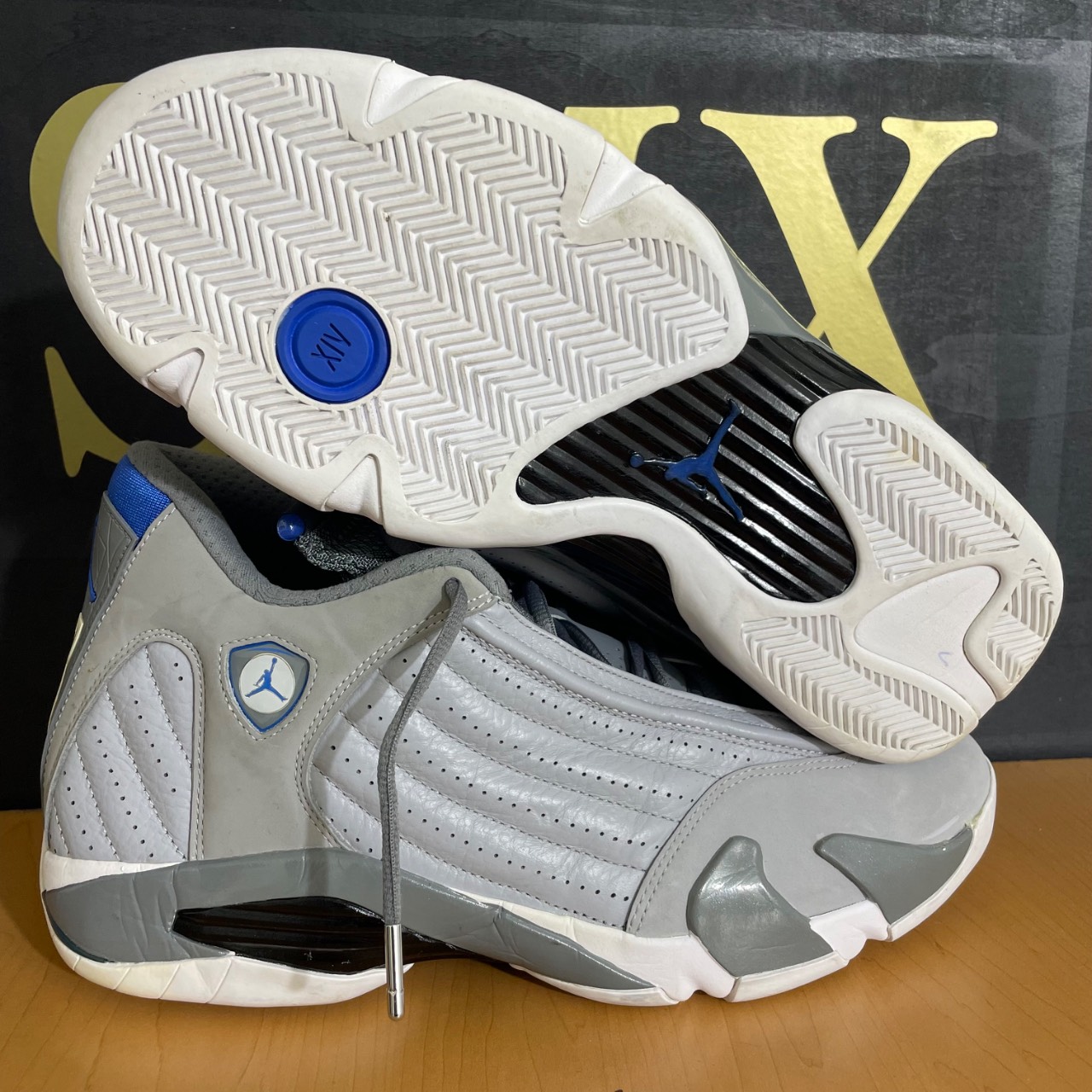 Air Jordan 14 Wolf Grey · Foto 1