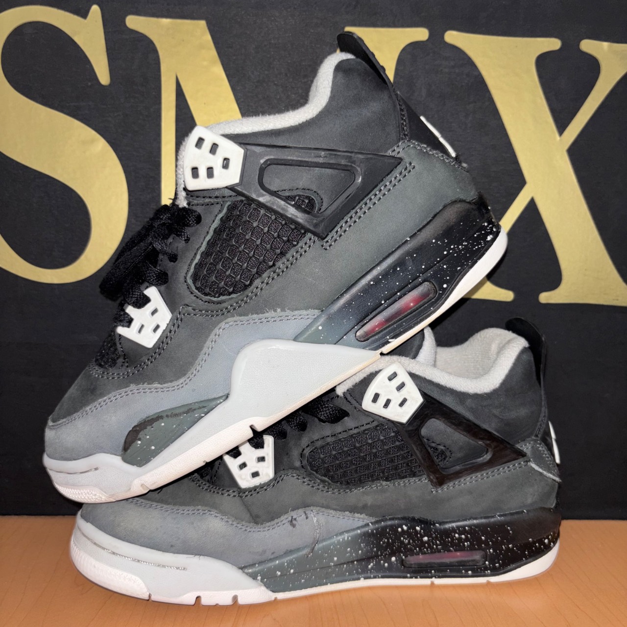 Air Jordan 4 · Foto 3