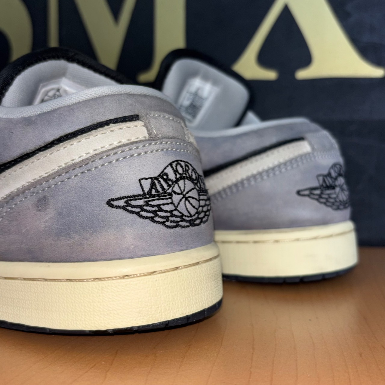 Air Jordan 1 Low SE Light Smoke Grey/Black/Sail · Foto 5