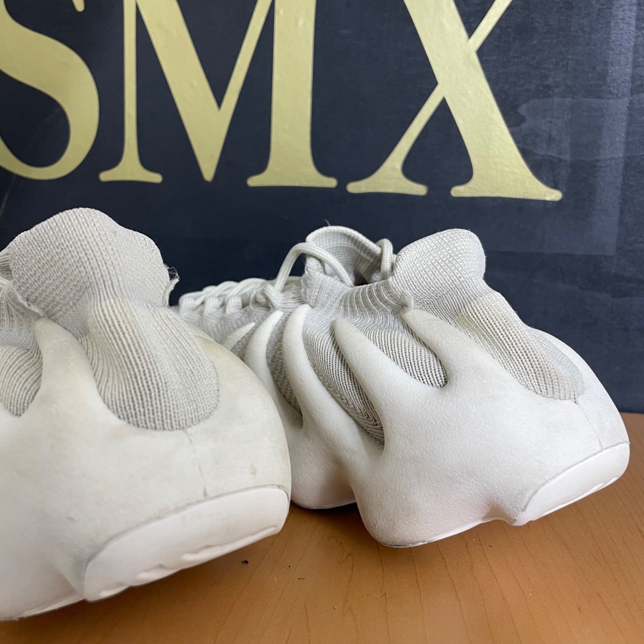 adidas Yeezy 450 Cloud White · Foto 5
