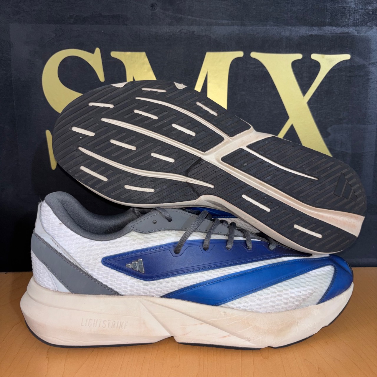 Adidas Lightblaze · Foto 1