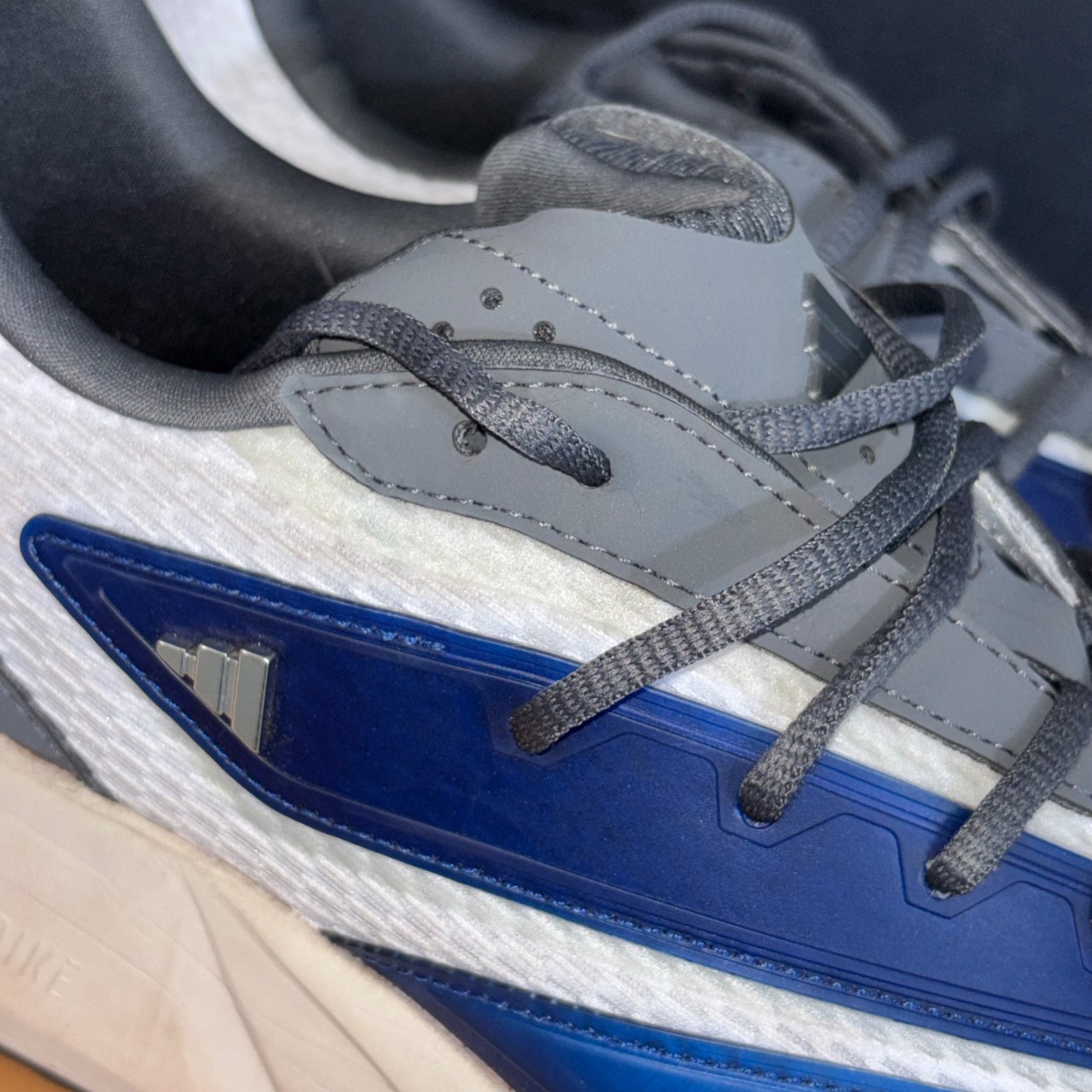 Adidas Lightblaze · Foto 4