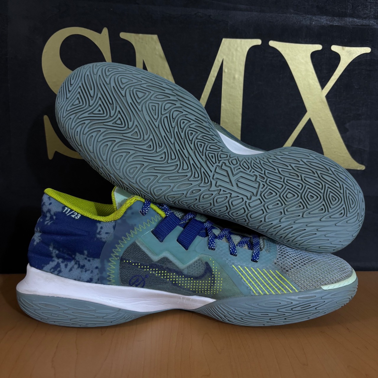 Nike Kyrie Low 4 · Foto 2