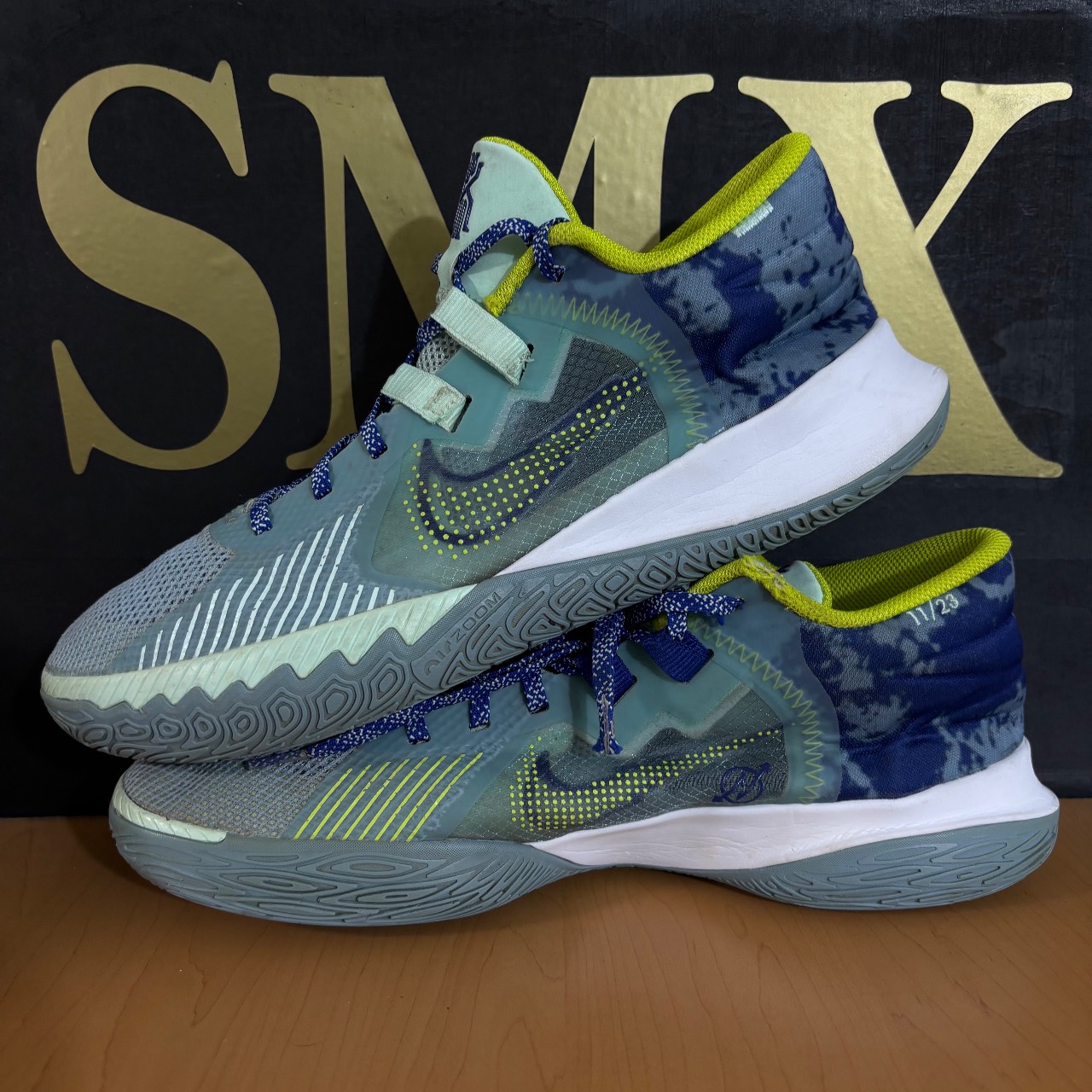Nike Kyrie Low 4 · Foto 3
