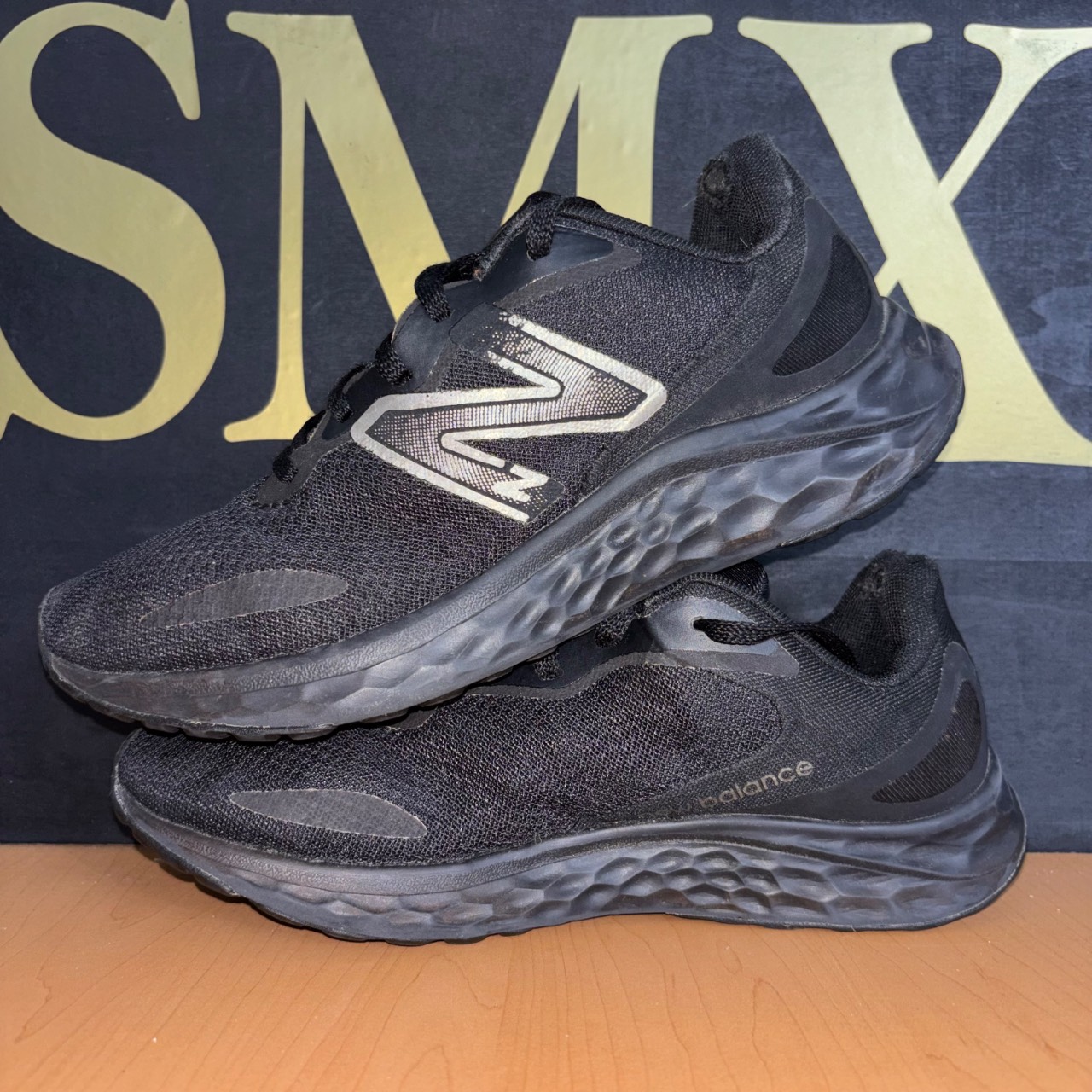 New Balance Fresh Foam Arishi v4 negro · Foto 3