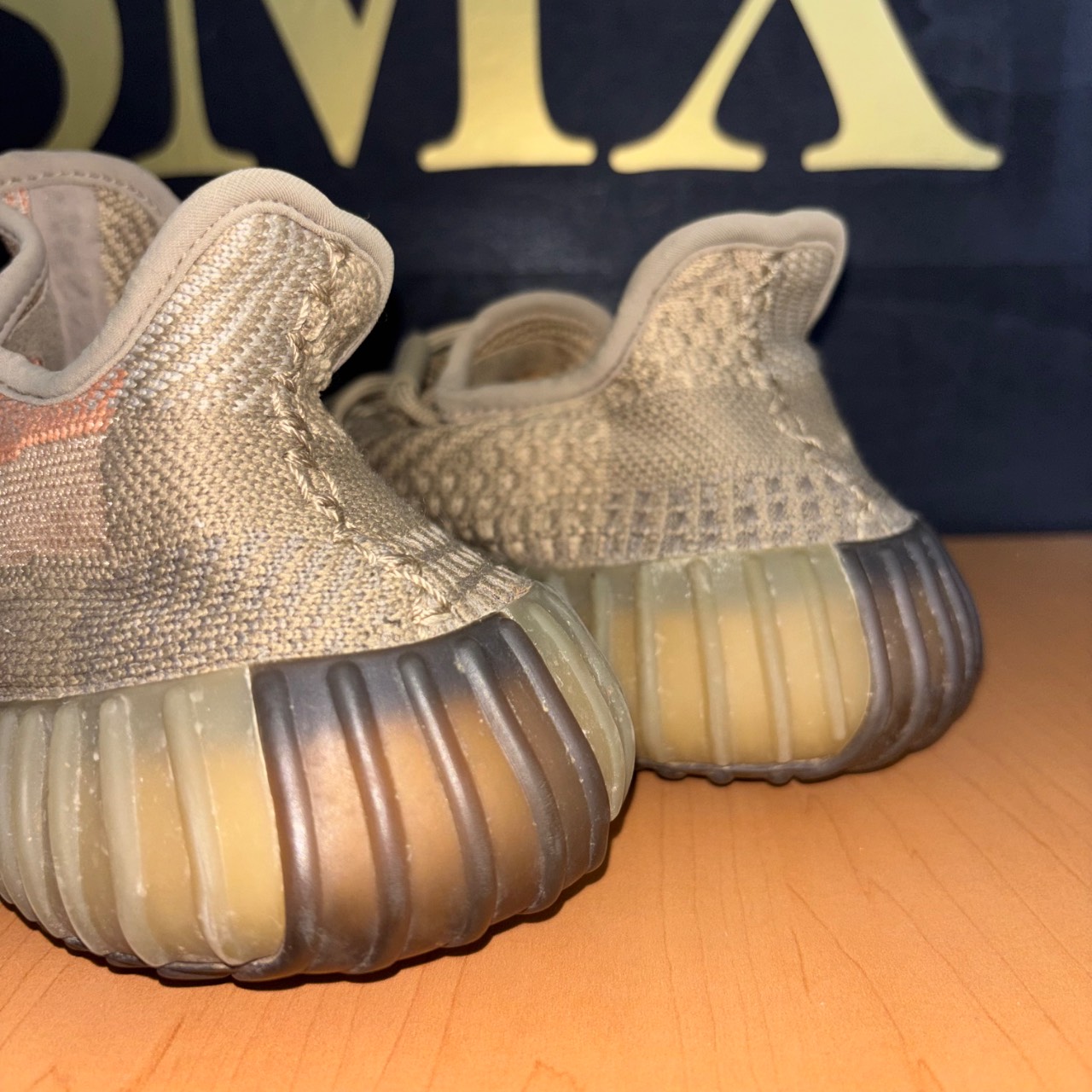 adidas Yeezy Boost 350 V2 Sand Taupe · Foto 4