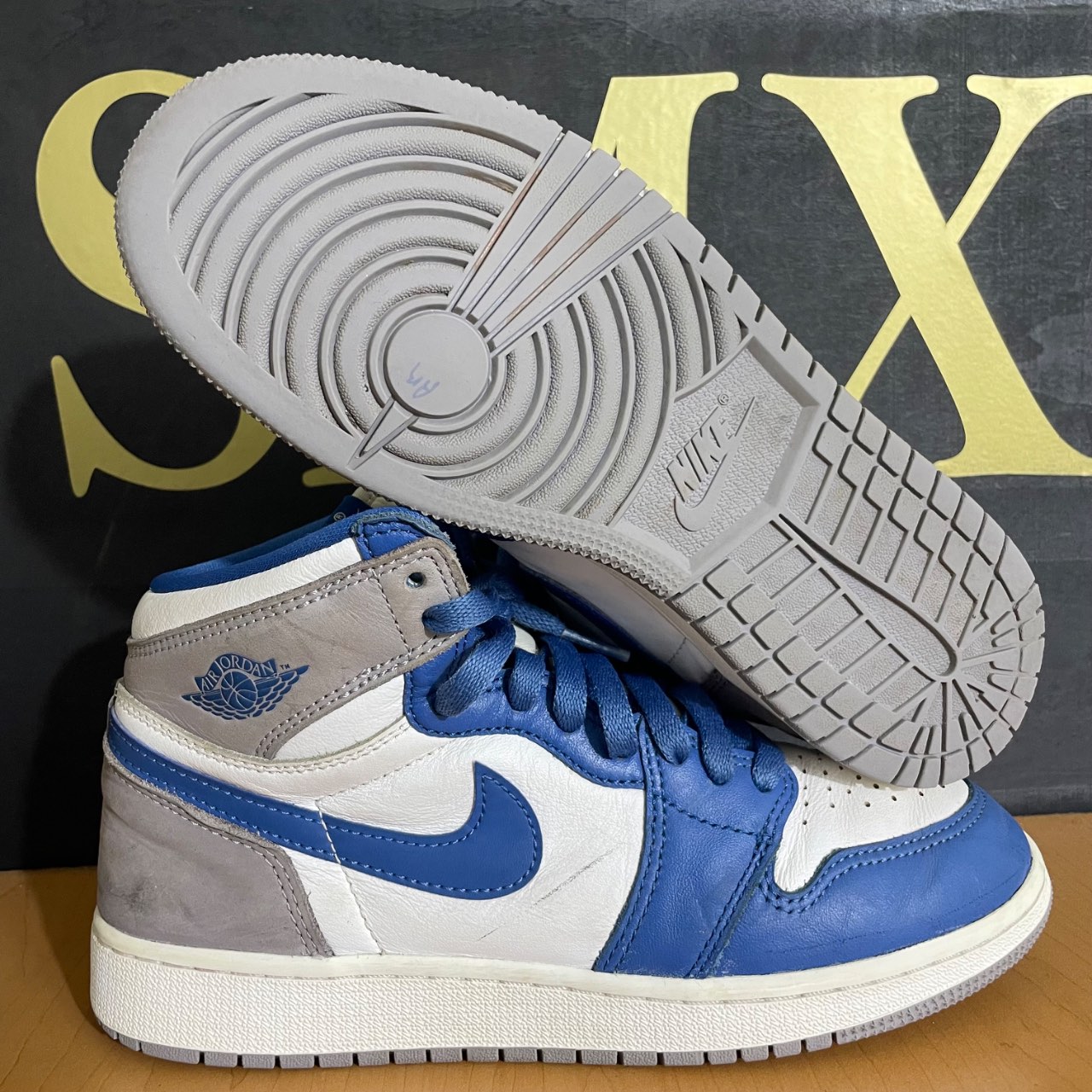 Air Jordan 1 Retro High OG GS 'True Blue' · Foto 1