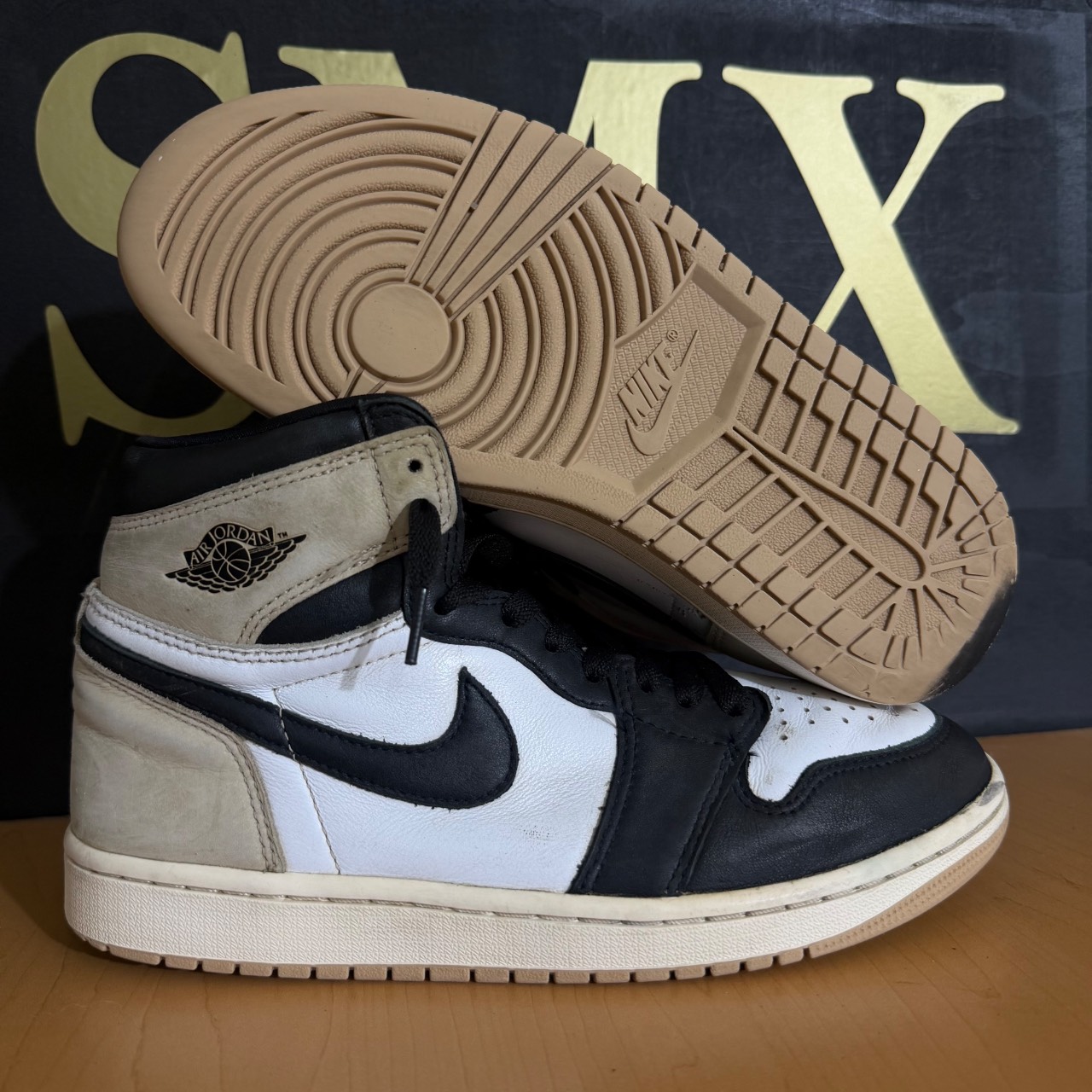 Air Jordan 1 Retro High OG · Foto 2
