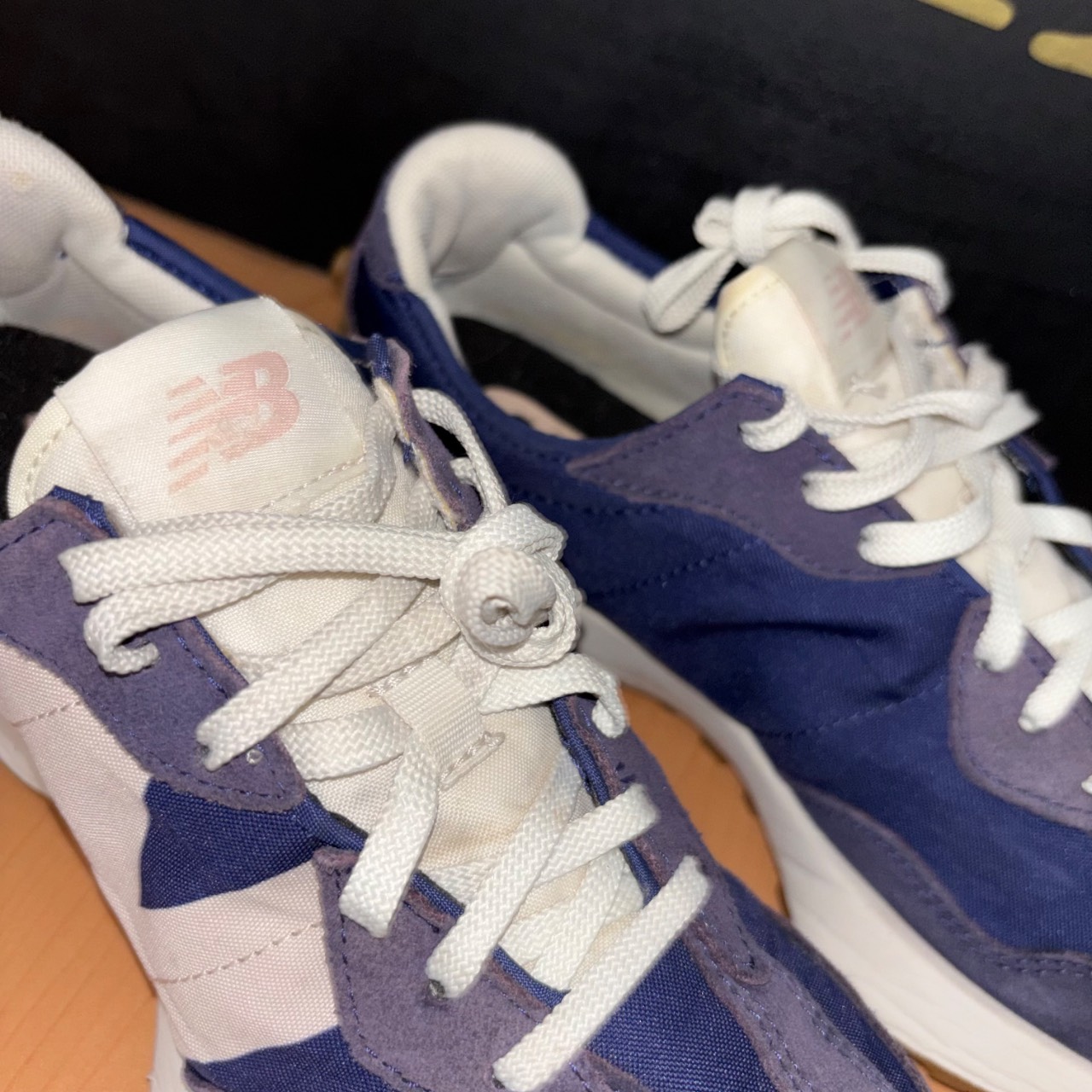 New Balance 327 · Foto 4