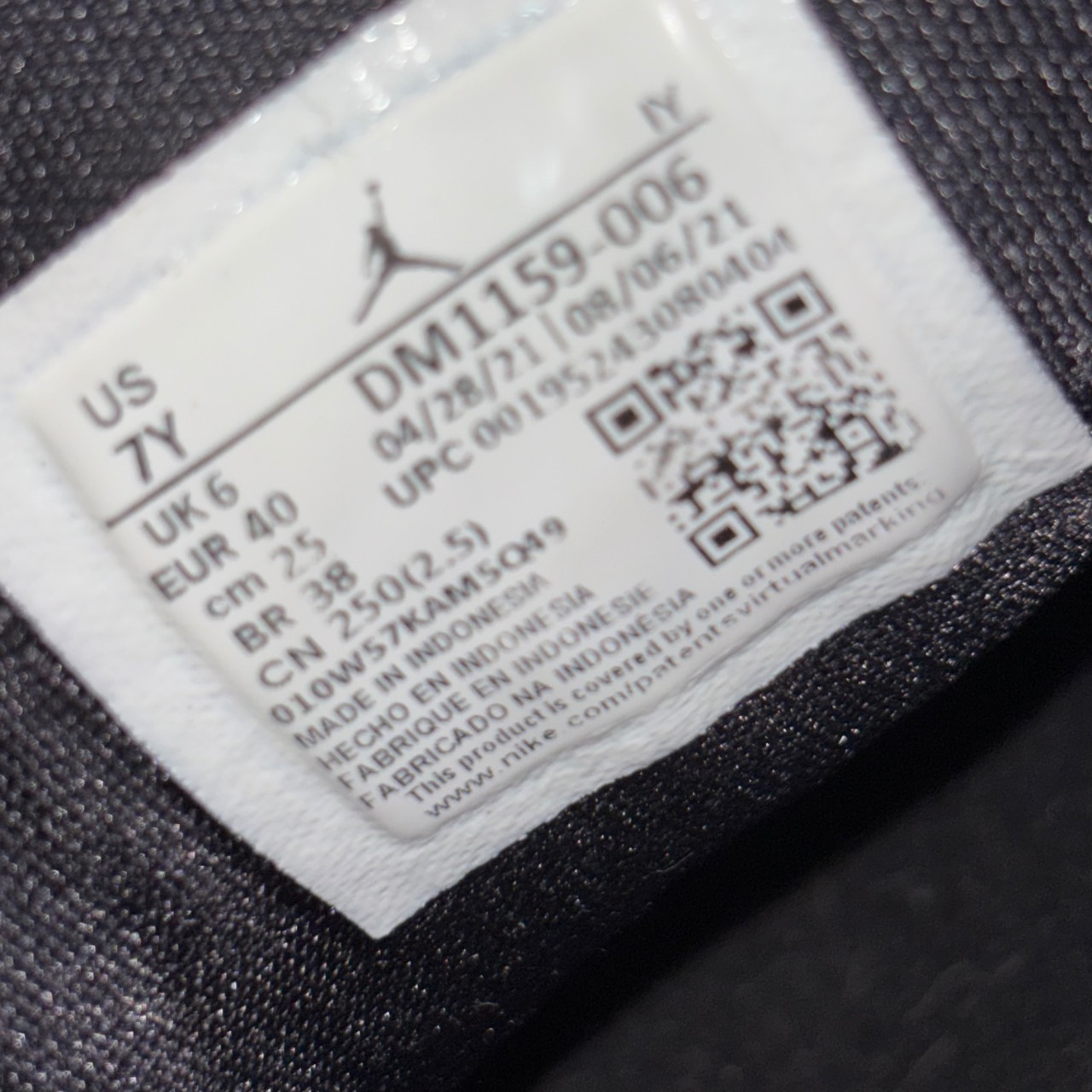 Air Jordan 6-17-23 Black/Carmine/White/Black · Foto 6