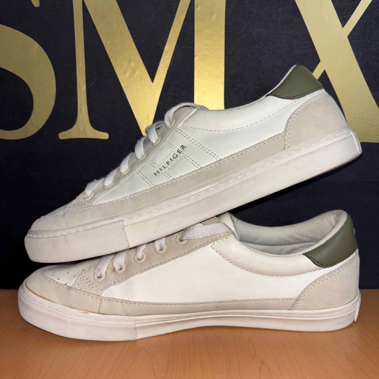 Tommy Hilfiger TWLOLENE-MB blanco con detalles beige y verde oliva · Foto 3