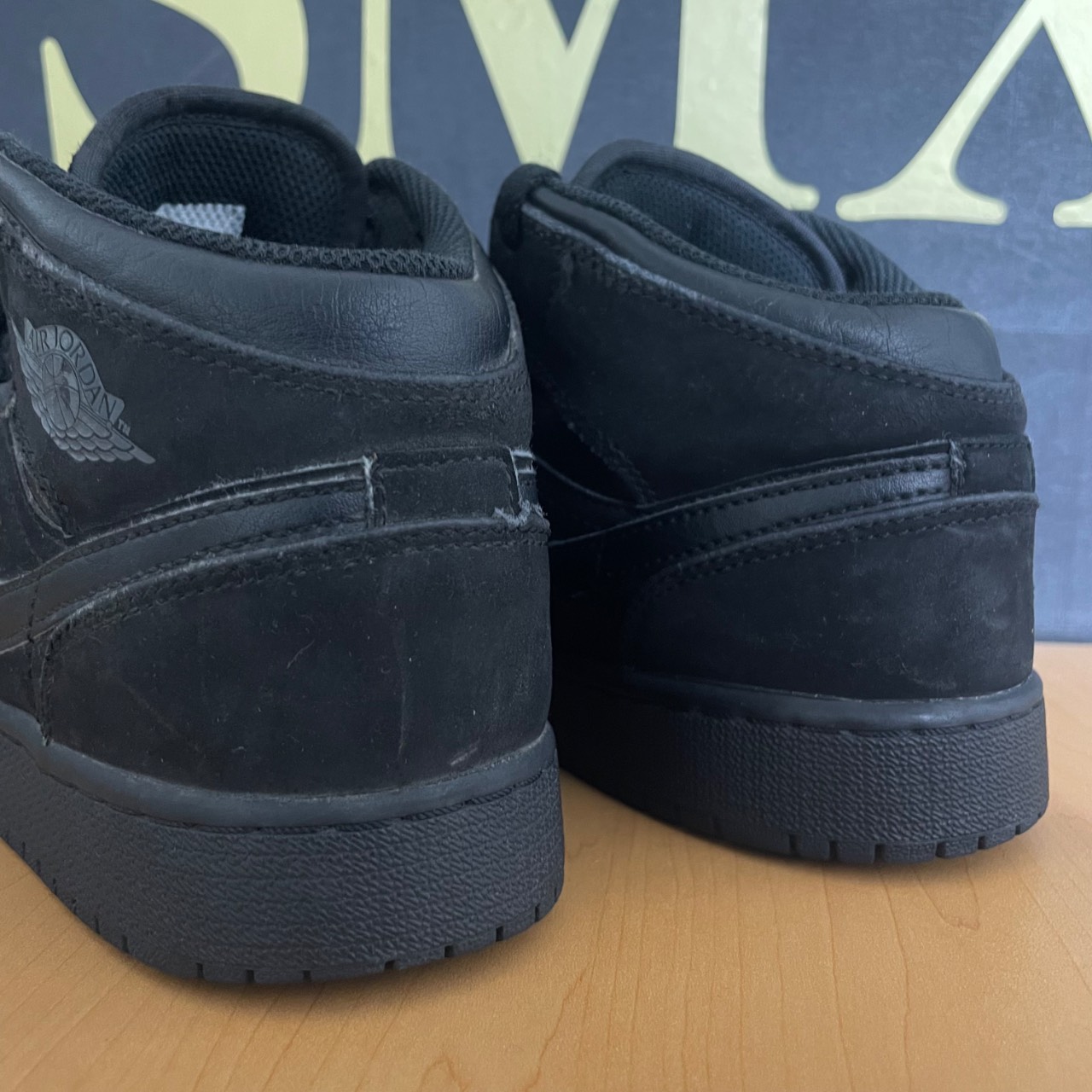 Air Jordan 1 Mid GS · Foto 5