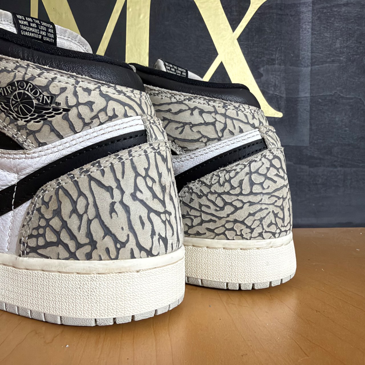 Air Jordan 1 Mid Elephant · Foto 4
