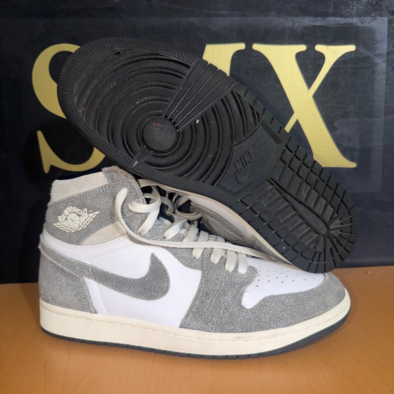 Air Jordan 1 Retro High OG 'Stealth' · Foto 1