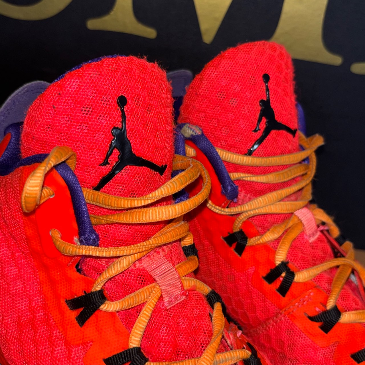 Jordan Melo M11 Bright Crimson Bright Crimson/Black-Orange-Purple · Foto 3