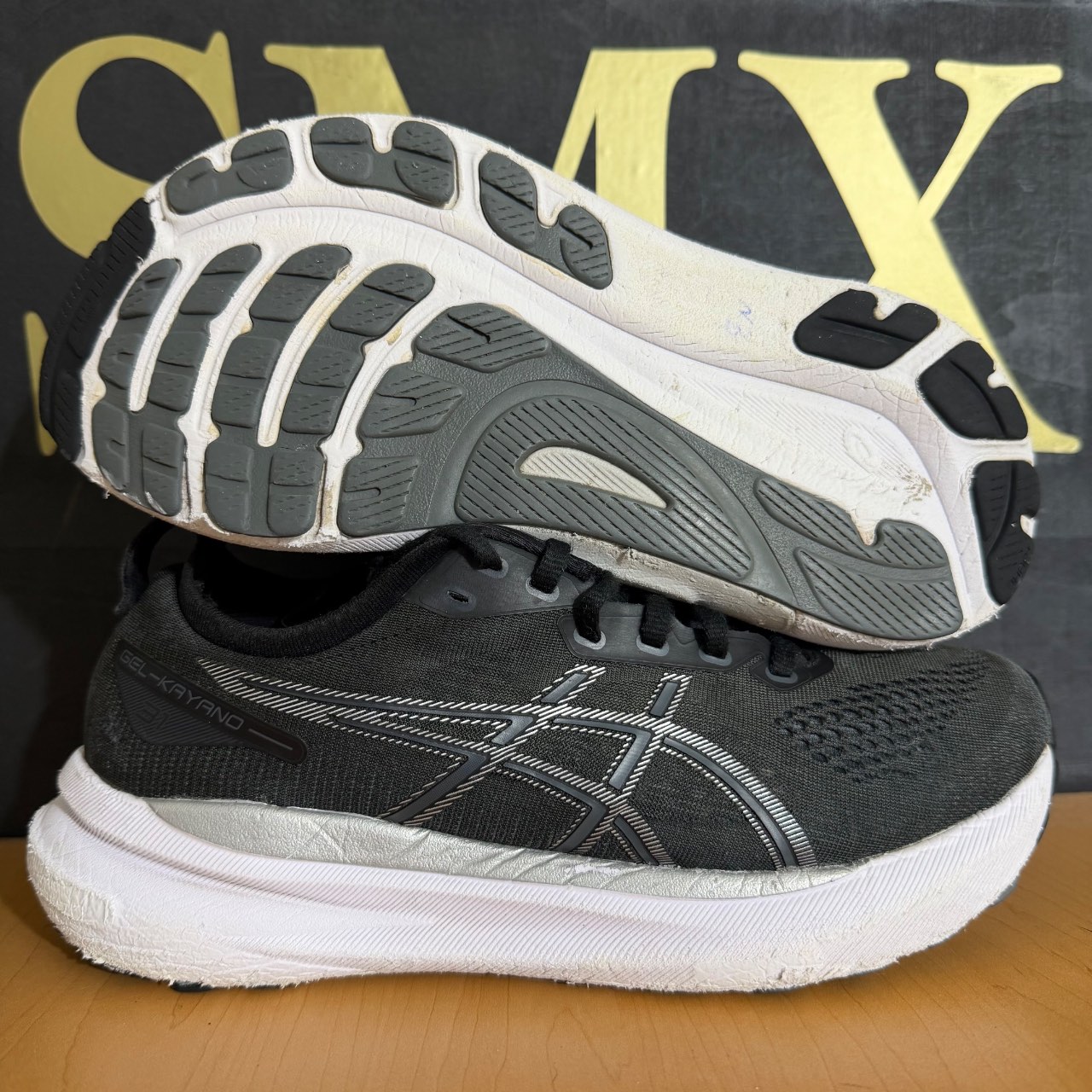 ASICS Gel-Kayano · Foto 1