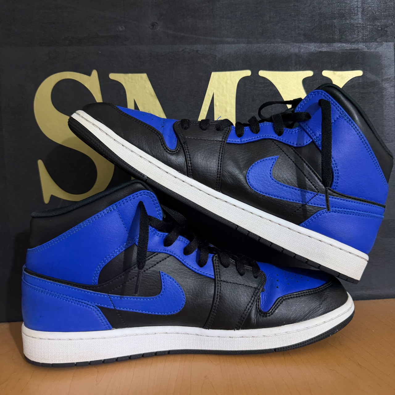 Air Jordan 1 Mid · Foto 3