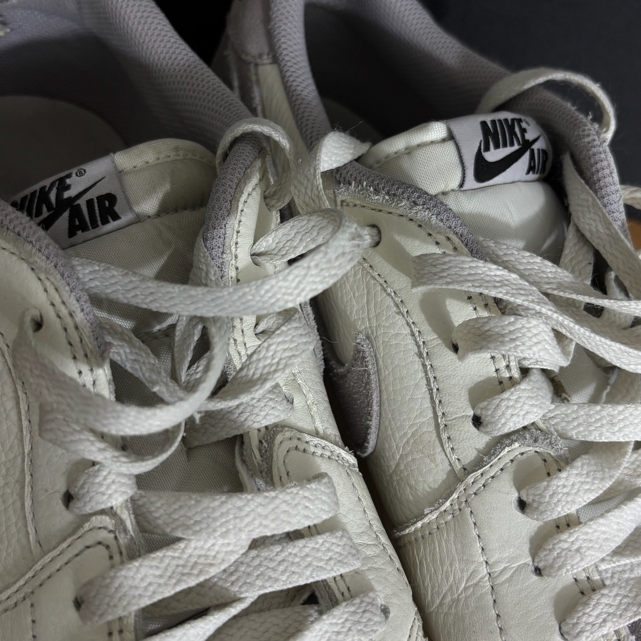Air Jordan 1 Low OG Neutral Grey · Foto 3
