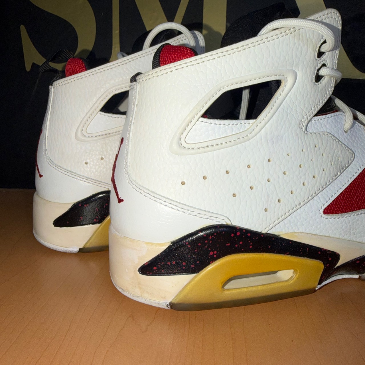 Jordan Flight Club 91 White Gym Red Black · Foto 7