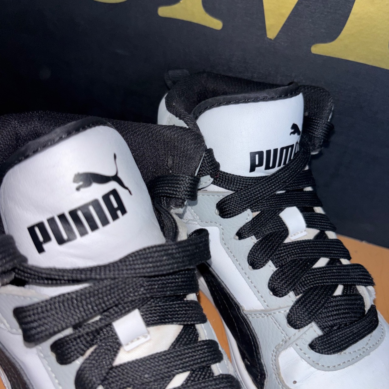Puma Rebound LayUp Mid Puma White-Puma Black-Puma Team Gold · Foto 3