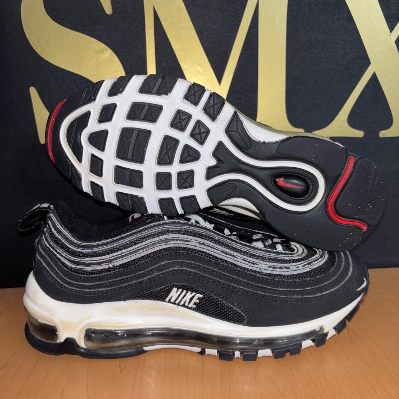 Nike Air Max 97 Negro, blanco y rojo · Foto 1