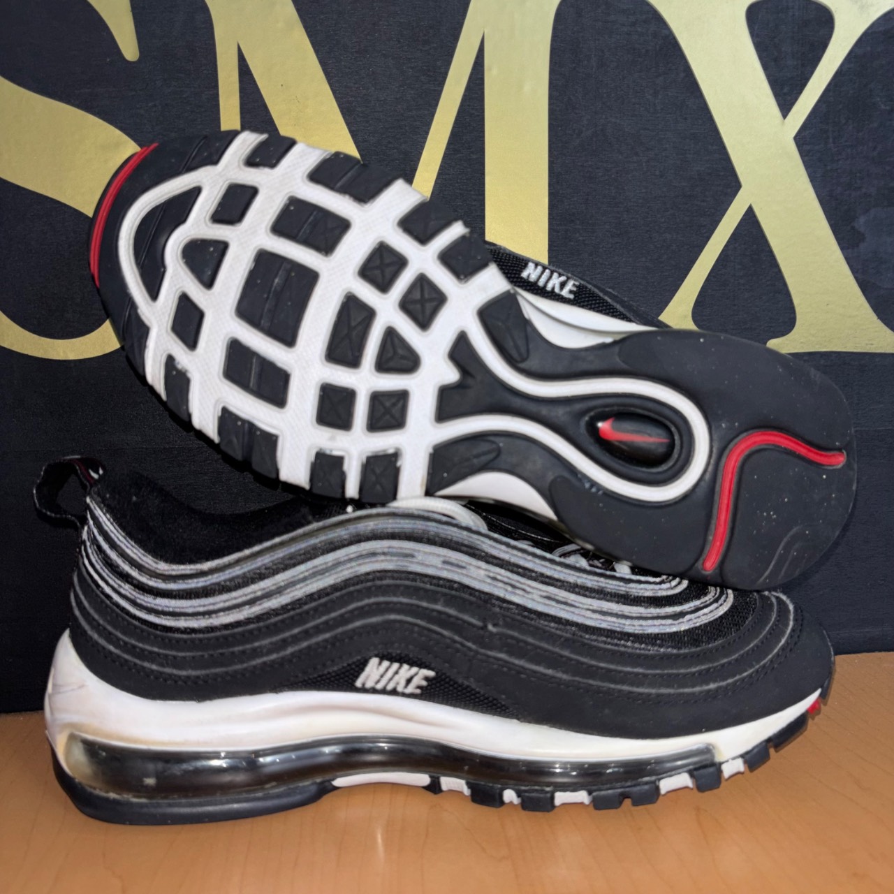 Nike Air Max 97 Negro, blanco y rojo · Foto 2