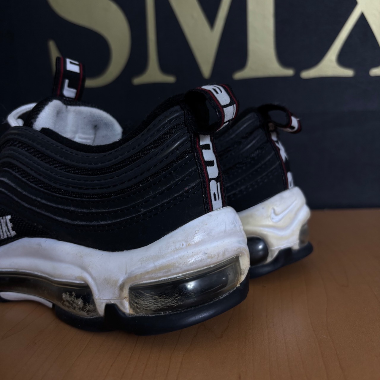 Nike Air Max 97 Negro, blanco y rojo · Foto 4