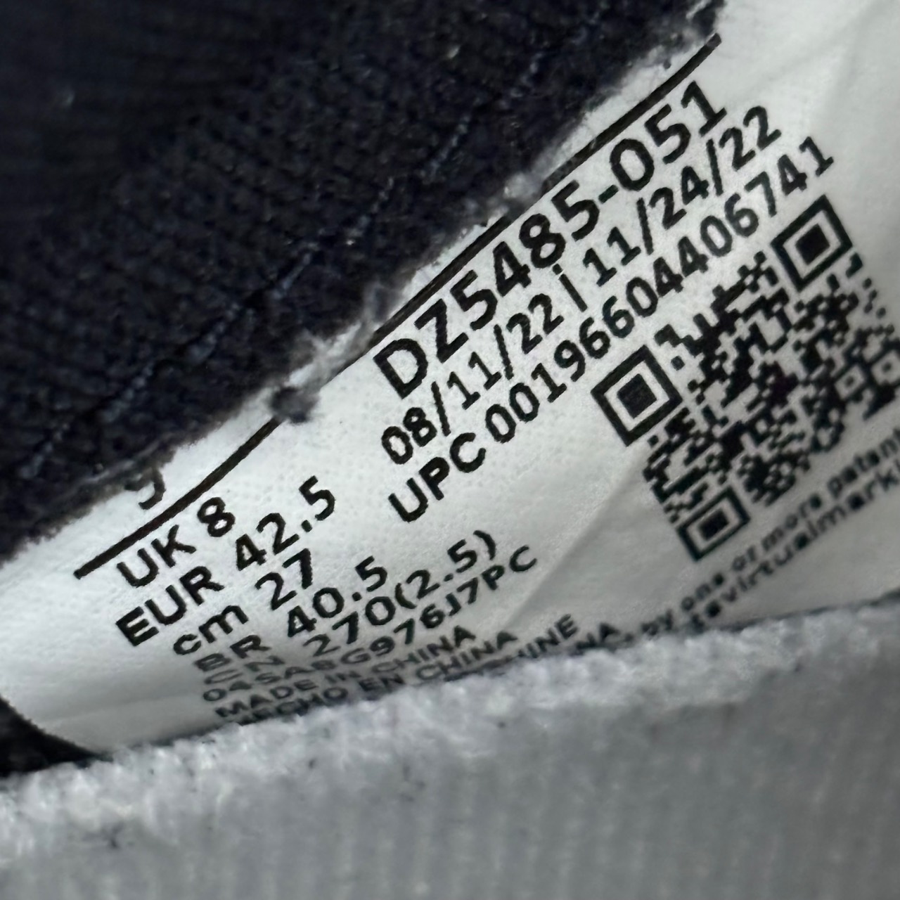 Air Jordan 1 Retro High OG Black/Fire Red/Light Smoke Grey/Sail · Foto 5