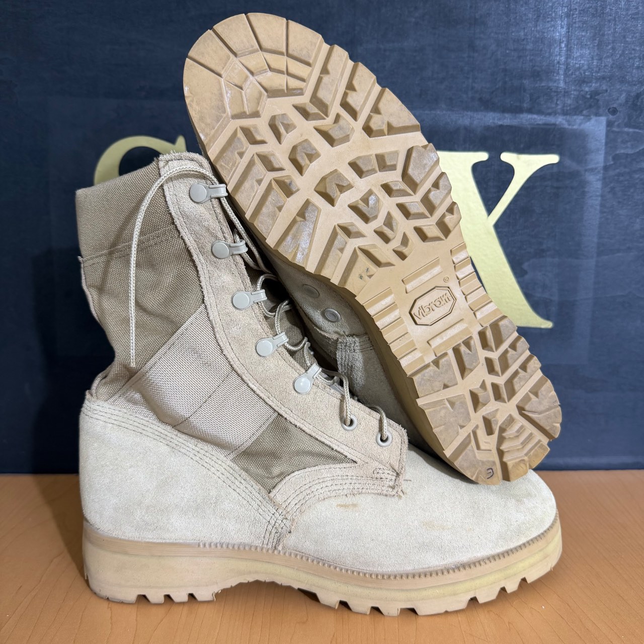 Bota militar tipo Jungle Boot Vibram · Foto 1