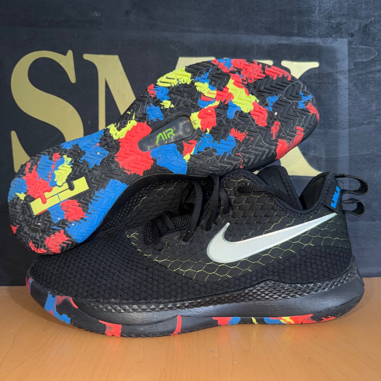 Nike LeBron Witness 3 · Foto 2
