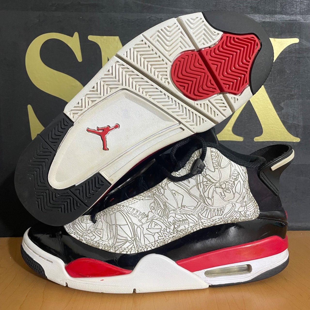 Jordan Dub Zero White/Varsity Red-Black · Foto 2