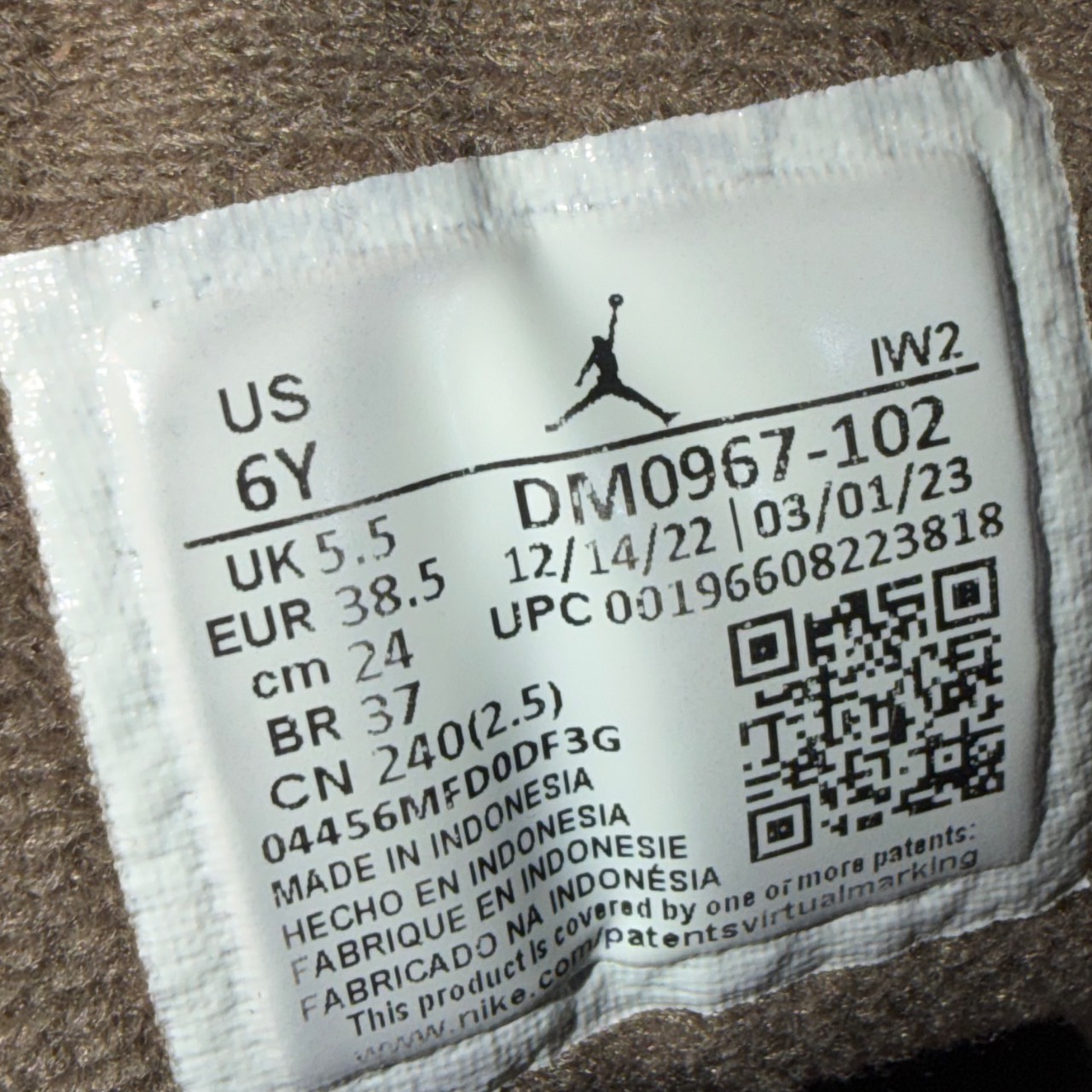 Air Jordan 3 Retro GS 'Archaeo Brown' · Foto 5
